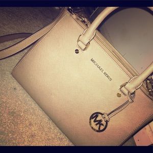 Michael Kors Sutton Saffiano Purse