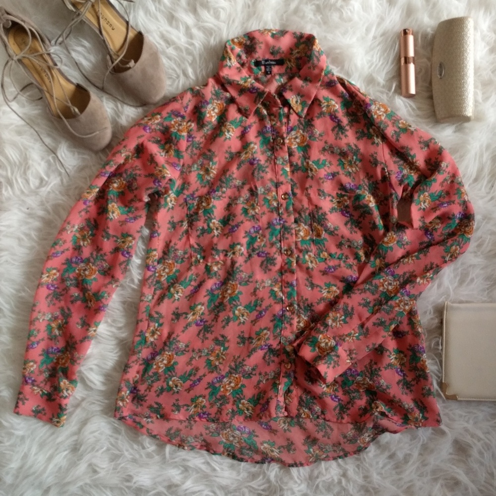 Monteau Floral Button-Up Blouse