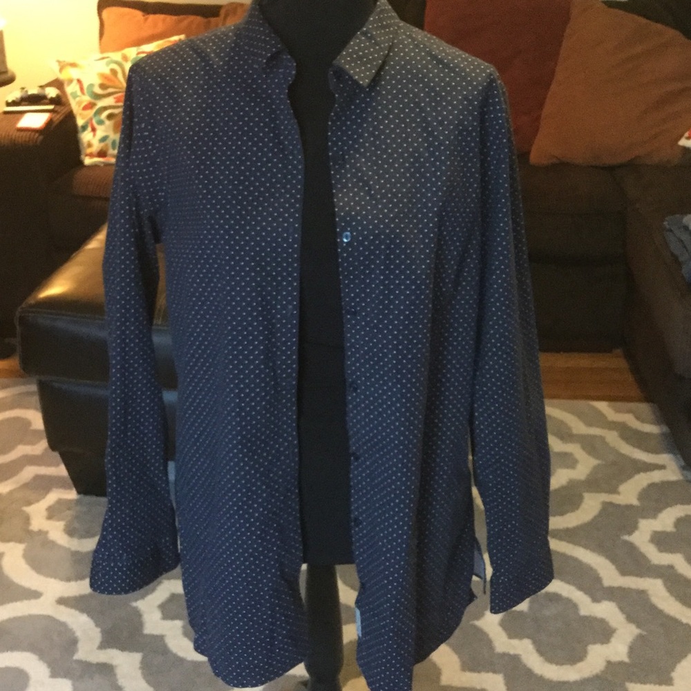 Eddie Bauer Polka Dot Button Down