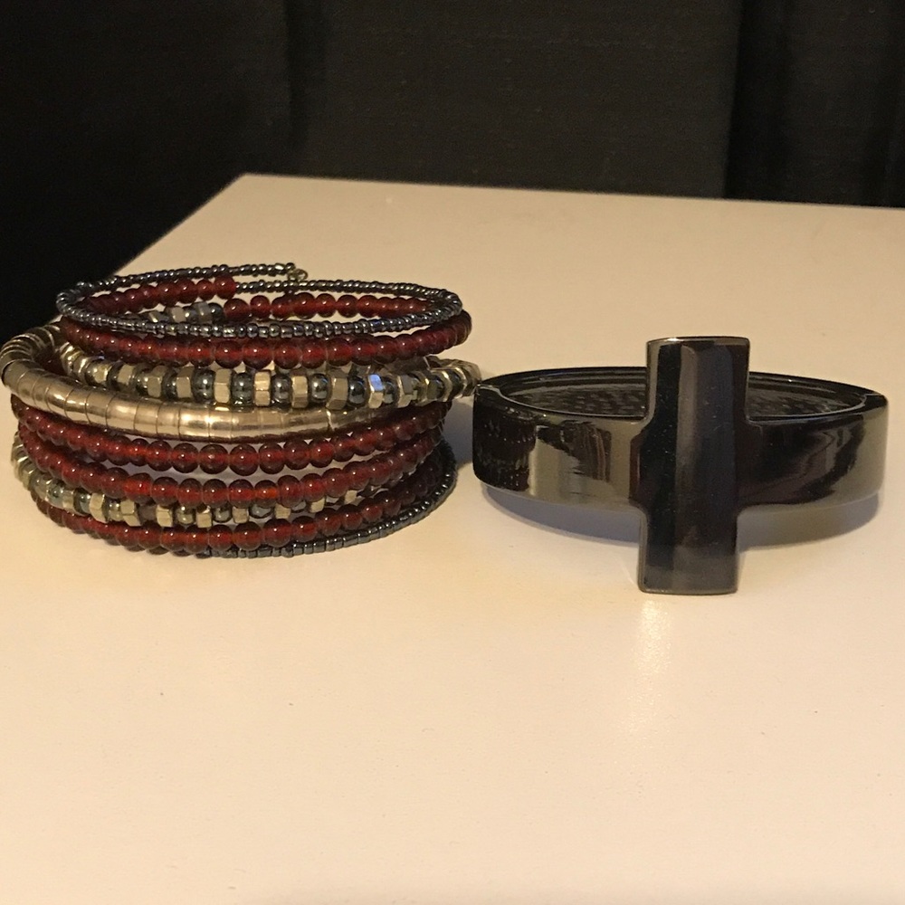 Beaded Bracelet Set!
