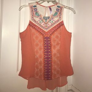 Francesca's hi-low top