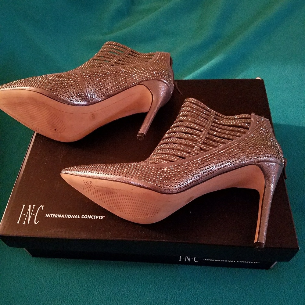 Grey/Silver Studded Caged Shoes