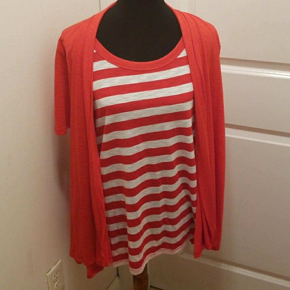 Very cute red and white top