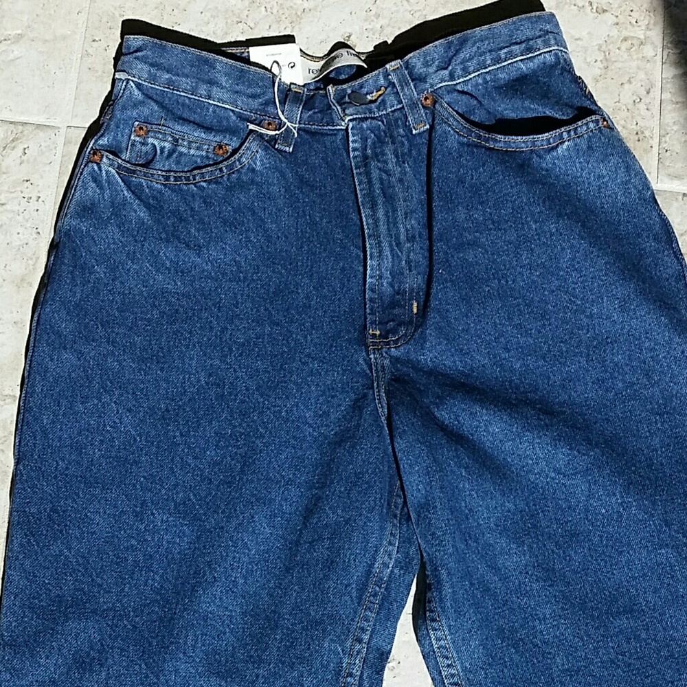 GAP Stonewash Jeans - Out seam 40", in seam 28"