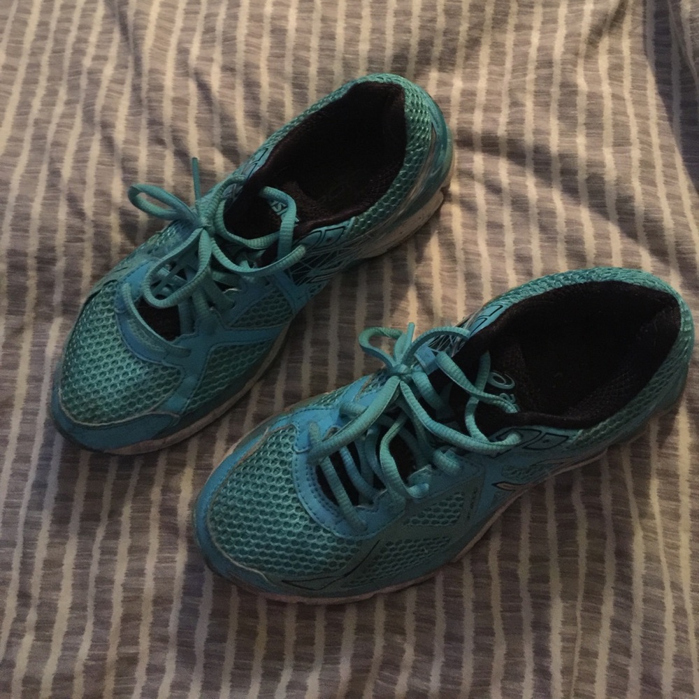 ASICS RUNNING SHOES - Picture 3 of 4