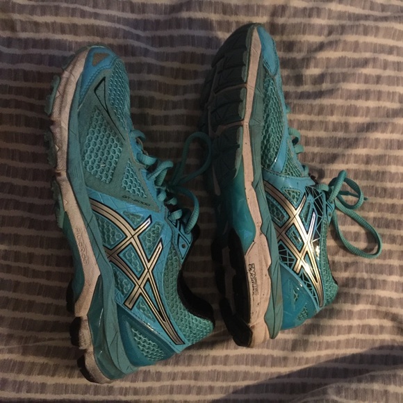 ASICS RUNNING SHOES - Picture 2 of 4