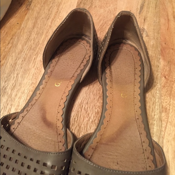 Restricted Shoes - Pointy, toe perforated flats Restricted Shoes - Pointy, toe perforated flats