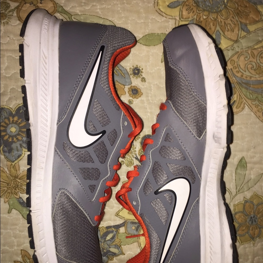 Nike Men's Downshifter 6, size 10.5