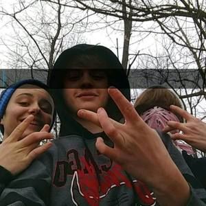 Meet your Posher, Wyatt