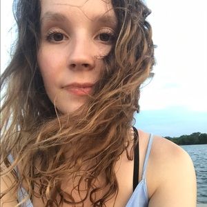 Meet your Posher, Beatrice