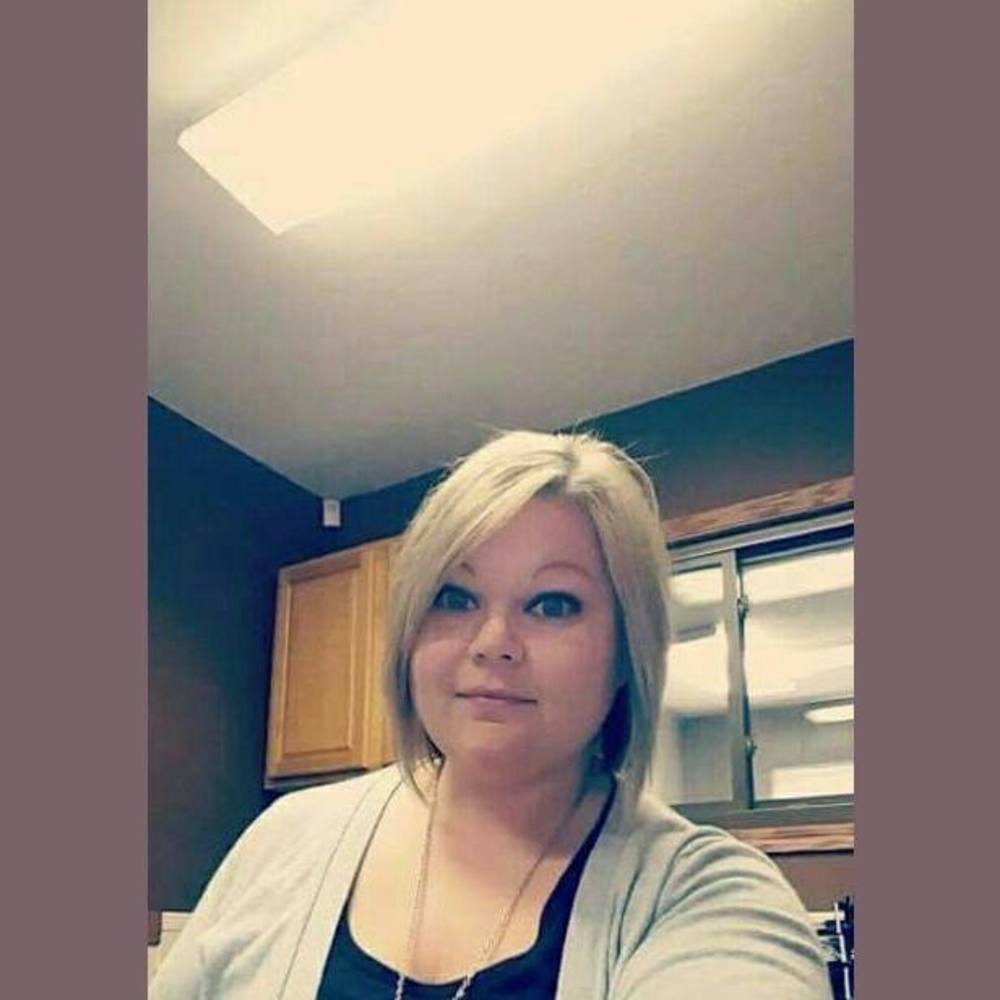 Meet your Posher, Courtney