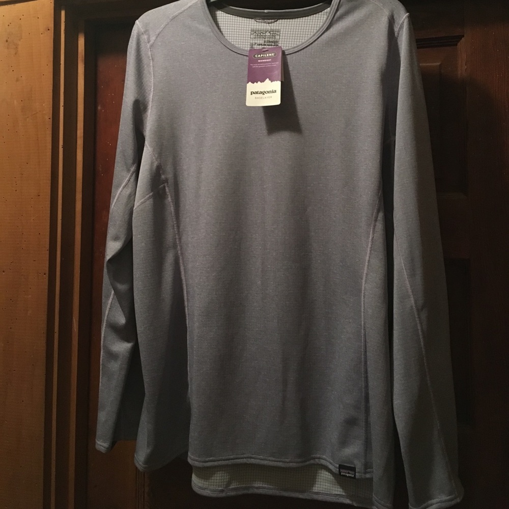 Patagonia base layer long sleeve shirt