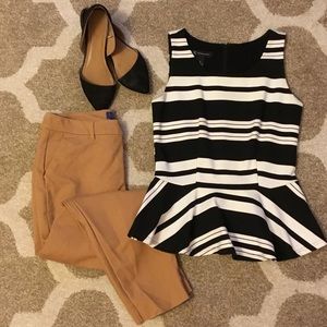 Old Navy Harper Mid-Rise Capris