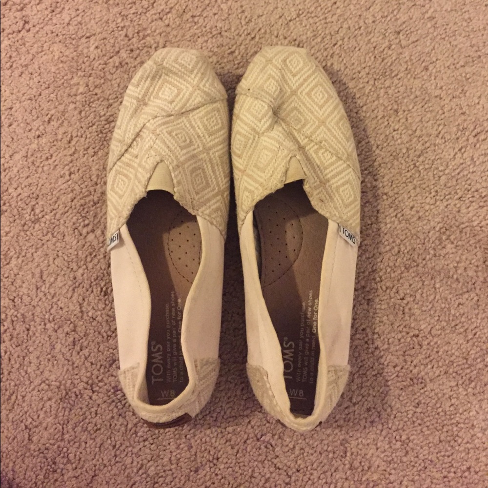 TOMS flats