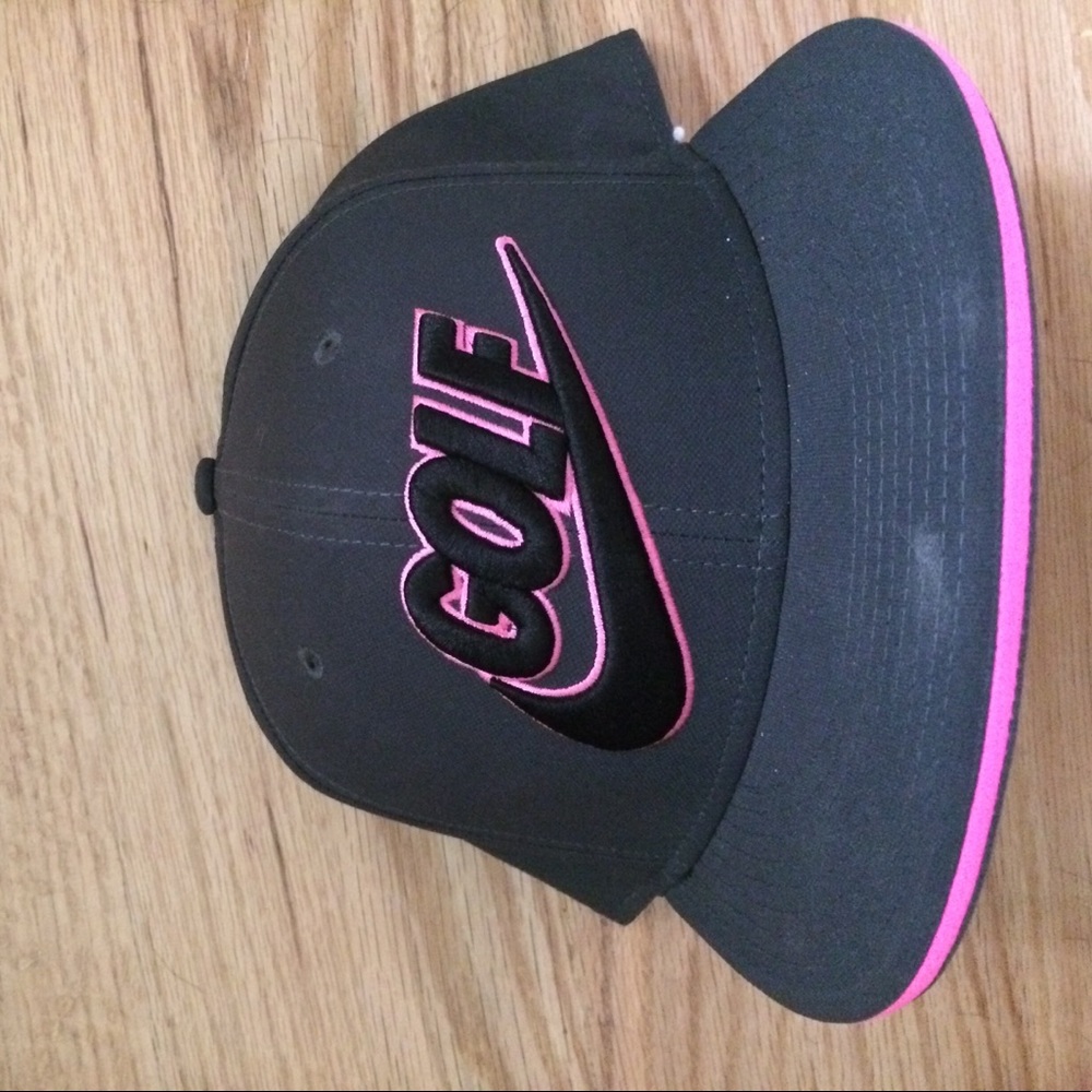nike golf hat