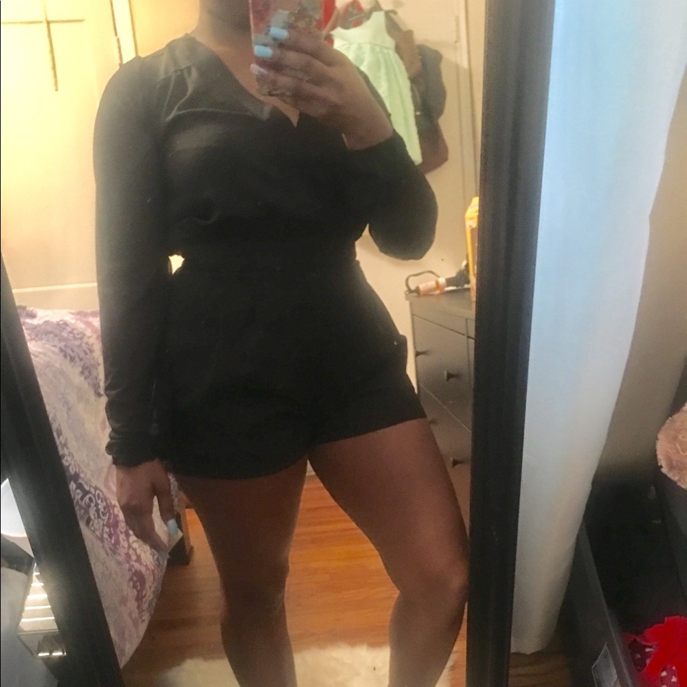 Romper - Picture 2 of 3