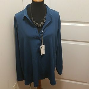 VANHEUSEN BLOUSE NEW WITH TAGS