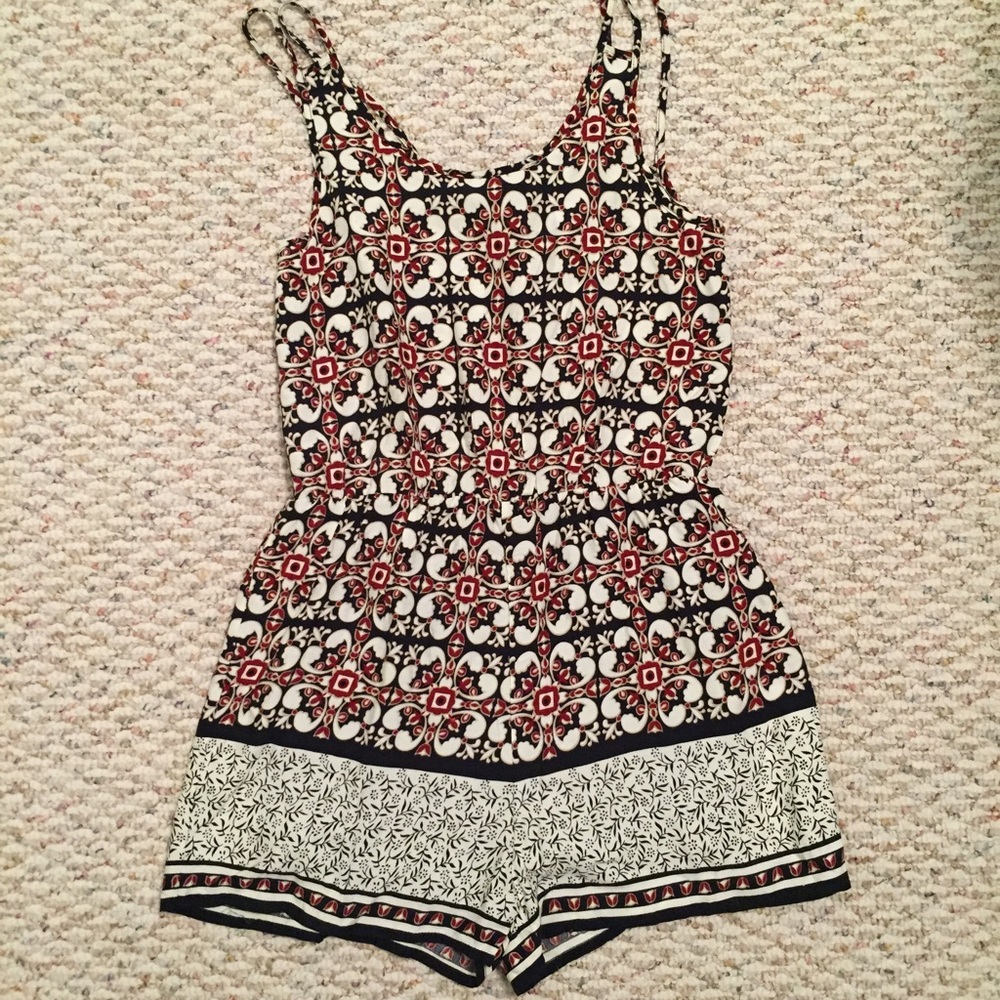 NWT Francesca's Romper