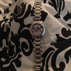Mk watch
