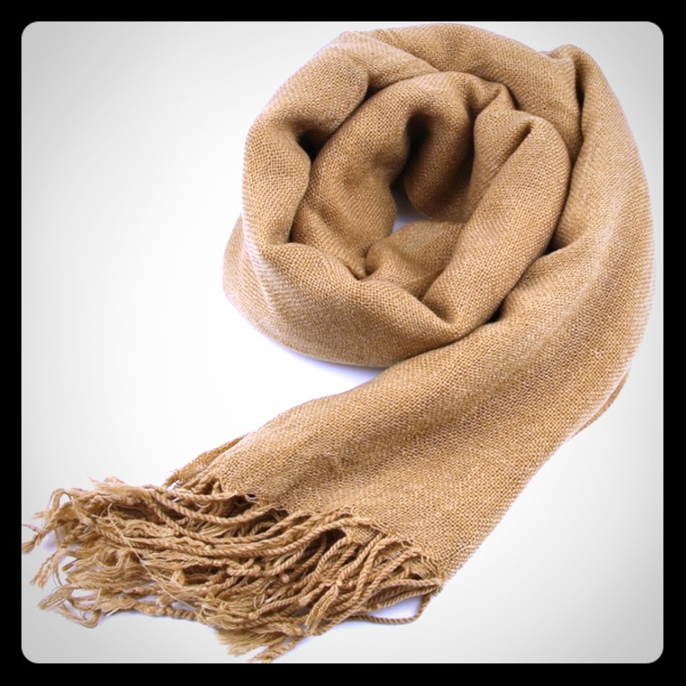 Women's scarf