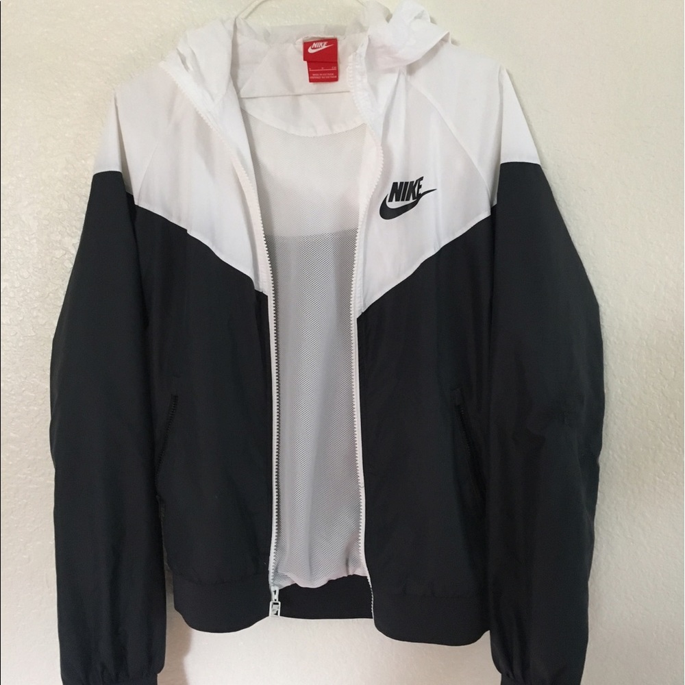 Nike windbreaker