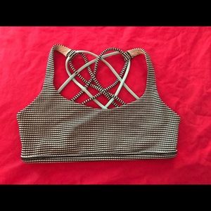 Lululemon free to be wild sports bra