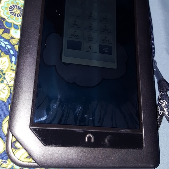 Nook tablet - Picture 2 of 3