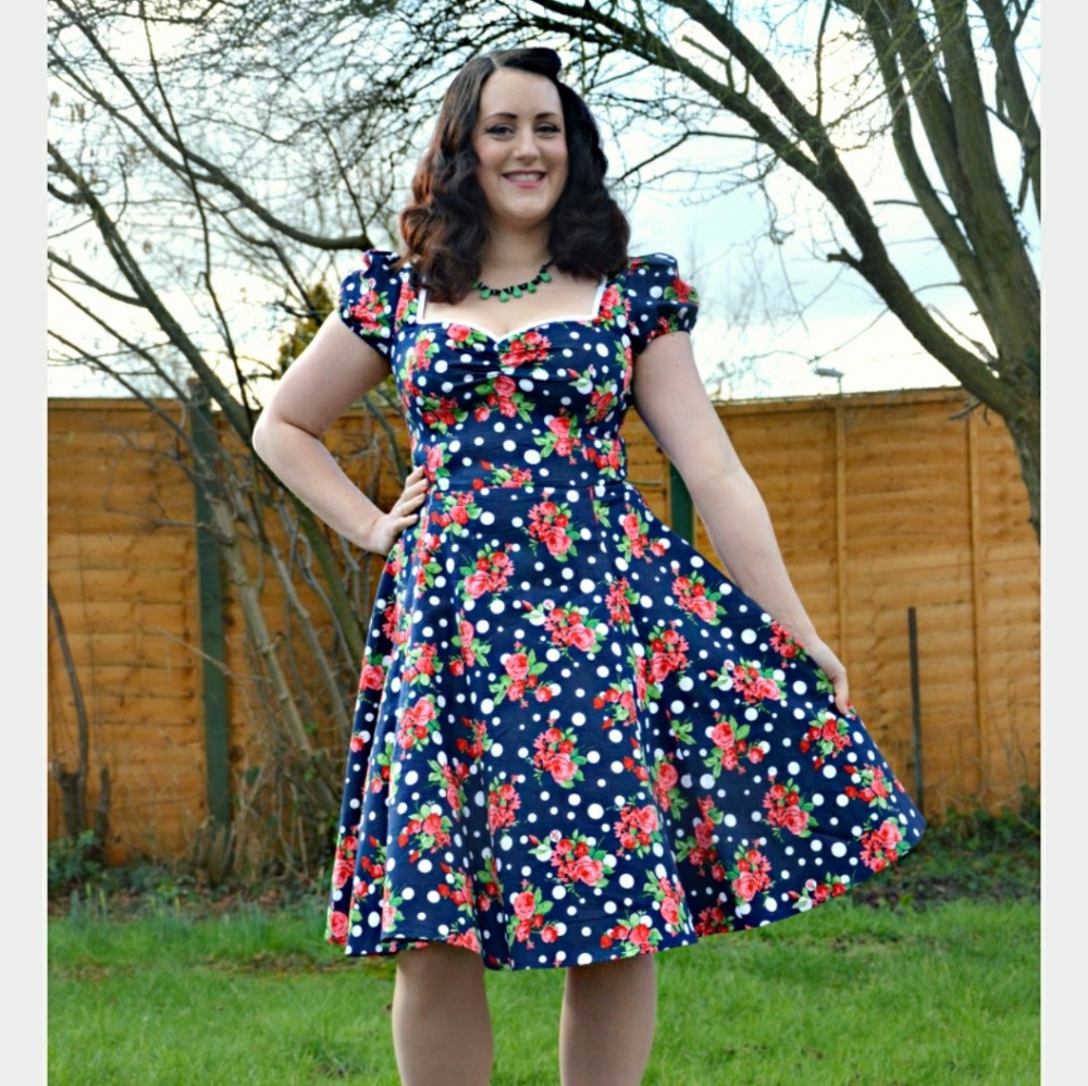 Collectif blue floral polka dot Mimi dress nwt