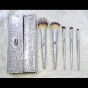 IT Cosmetics All That Glitters Makeup Brush Set