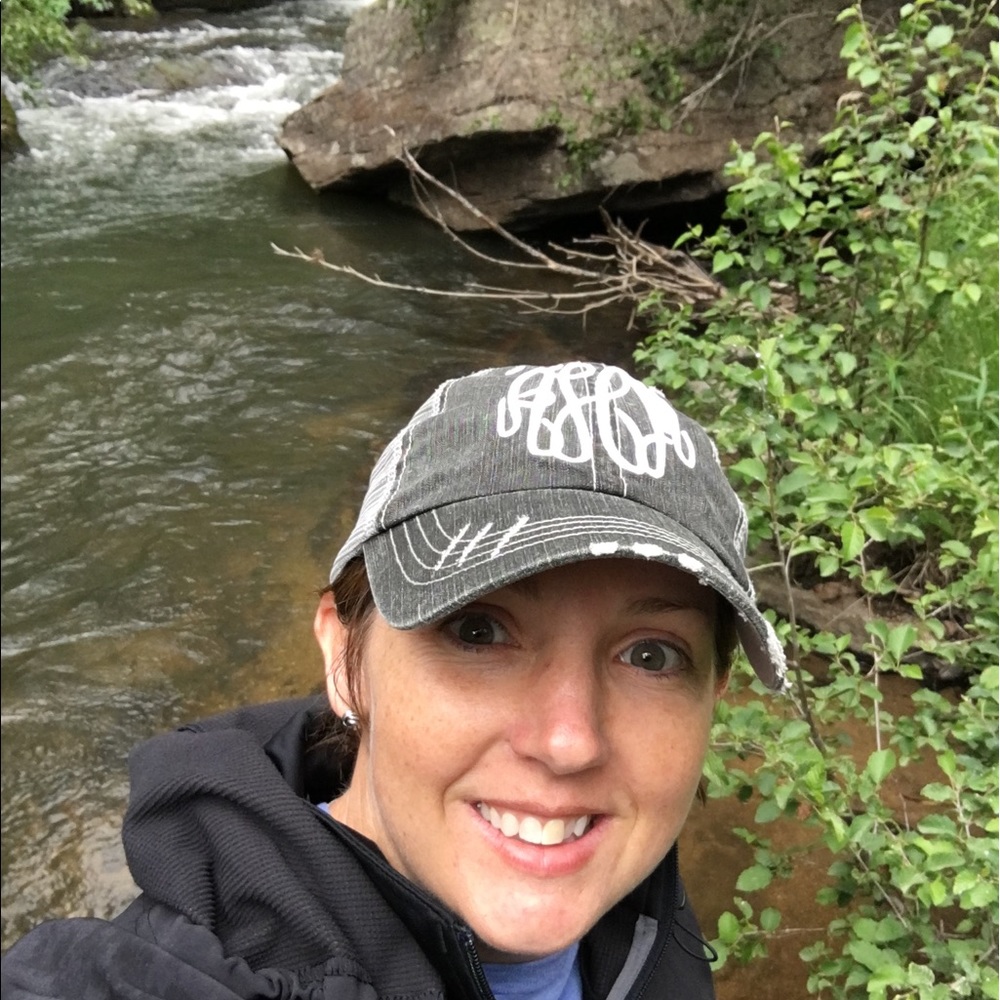 Meet your Posher, Adrienne