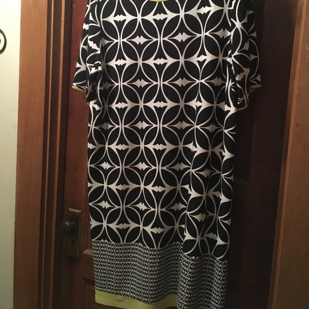 Black and white dress trimmed in lime green