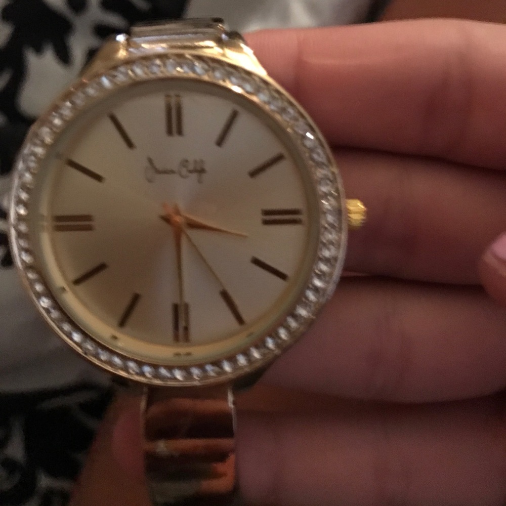 Watch - Picture 3 of 3
