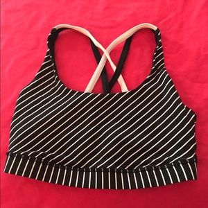 Lululemon energy sports bra
