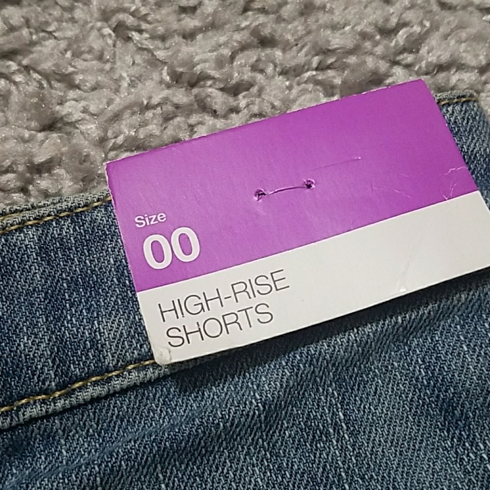 Ⓜ️NEW! High Rise Shorts - Picture 4 of 5