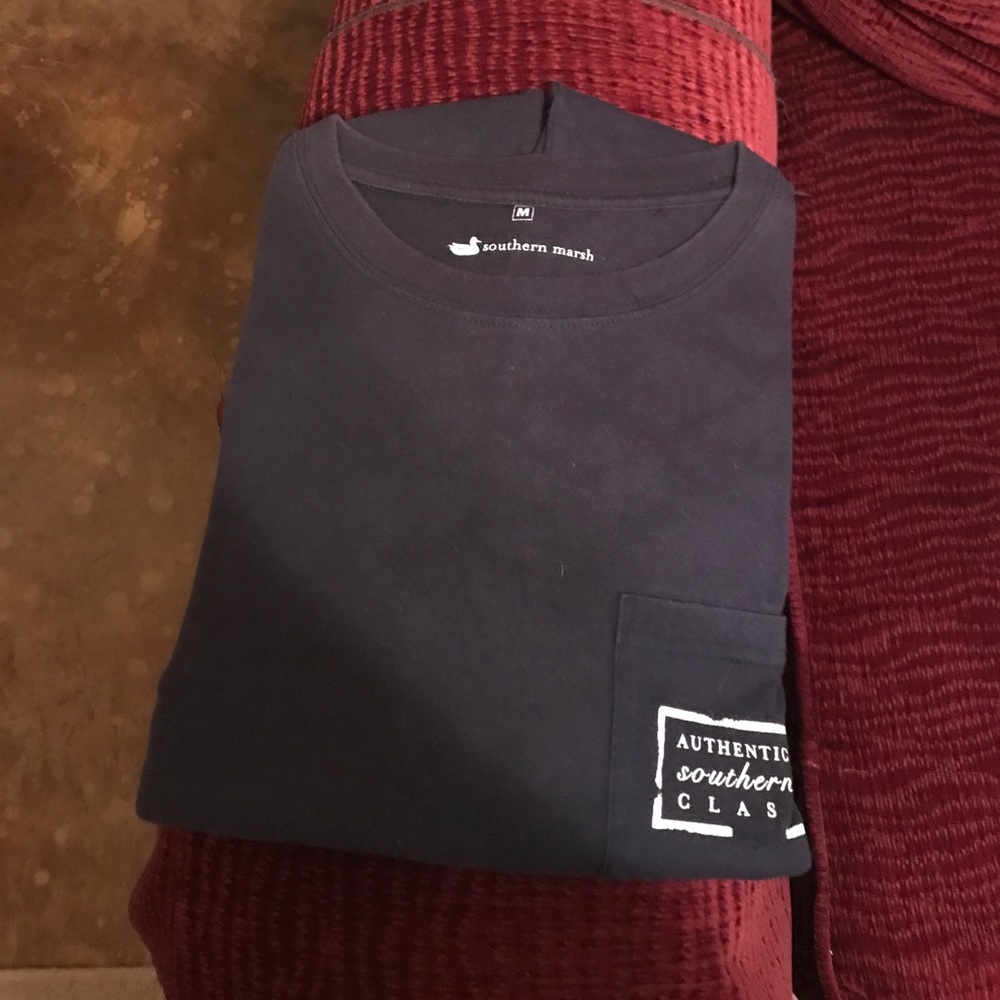 Southern marsh long sleeve tshirt size medium
