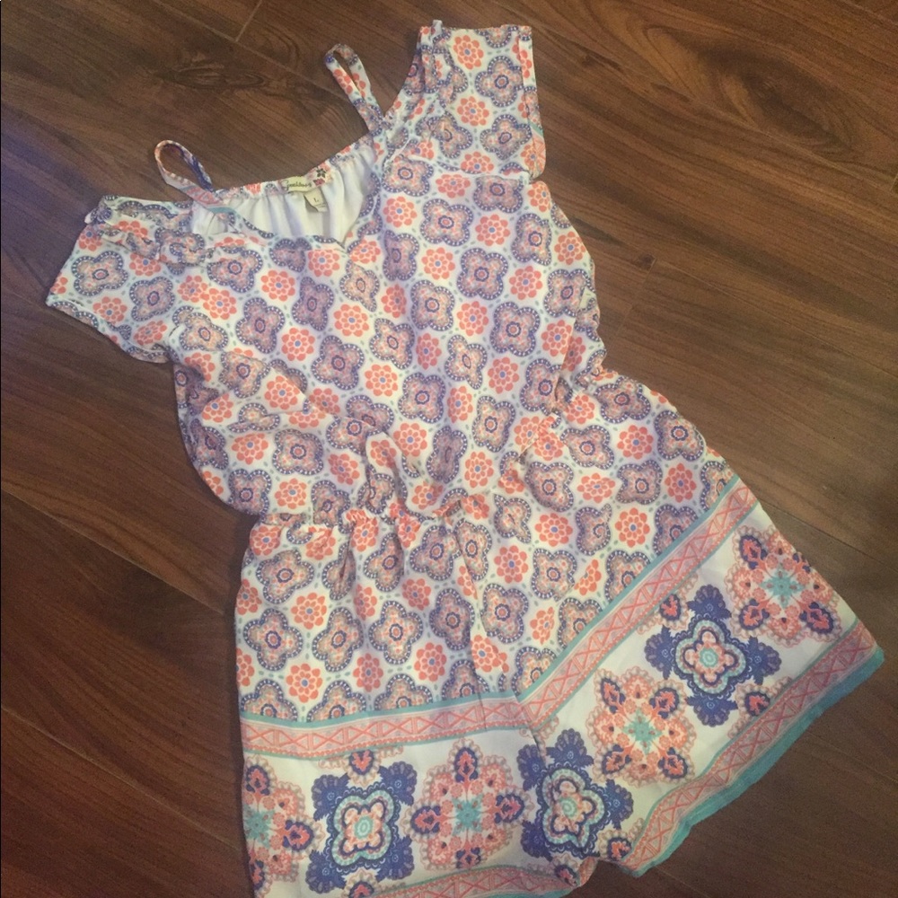 🌸🌺Cutest Romper Ever!🌺🌸 - Picture 2 of 3