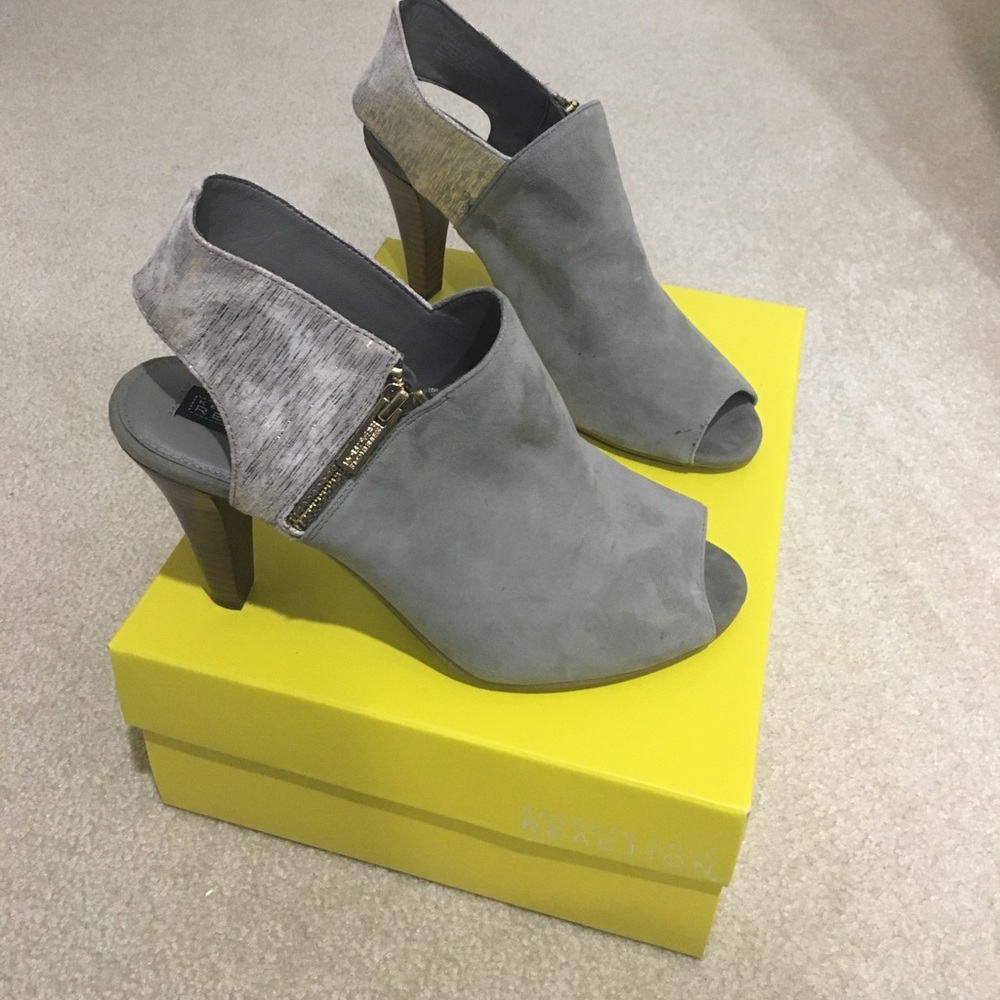 NWT Kenneth Cole Reaction Bootie Heels