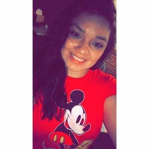 Meet your Posher, Kenia