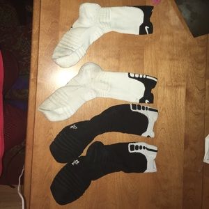 NIKE ELITE VERSATILITY CREW SOCKS