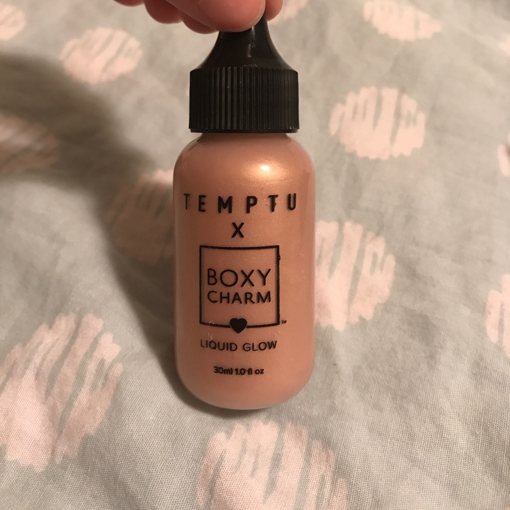 Temptu x Boxycharm Liquid Glow