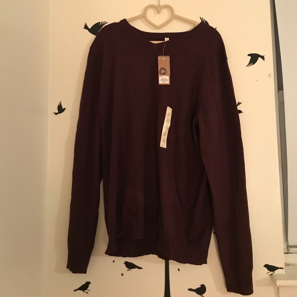 NWT men's Maroon Sweater - Picture 2 of 3