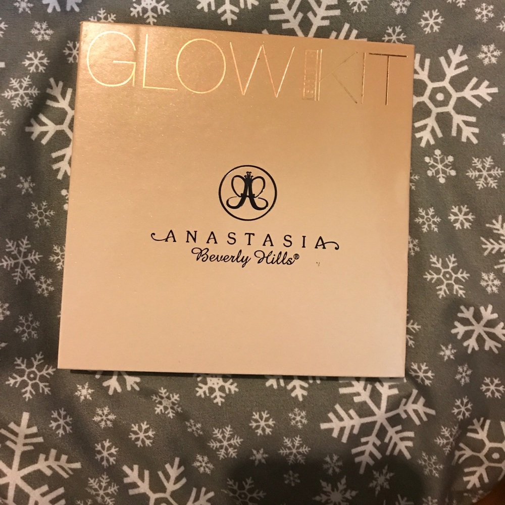 Anastasia Beverly Hills Sun Dipped glow kit