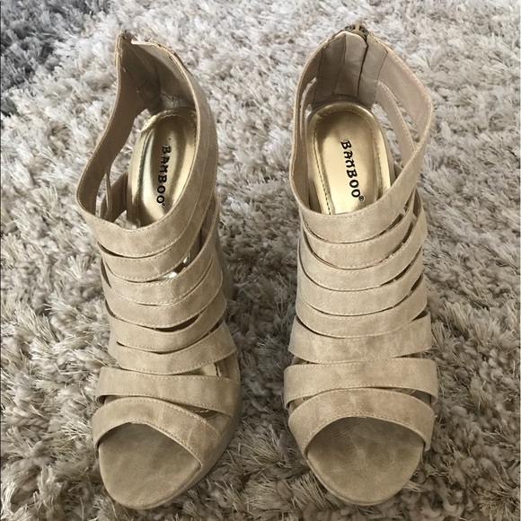 Shoes - Wedges size 9