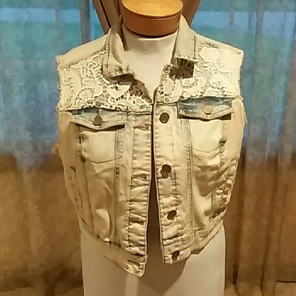 Sleeveless blue jean vest