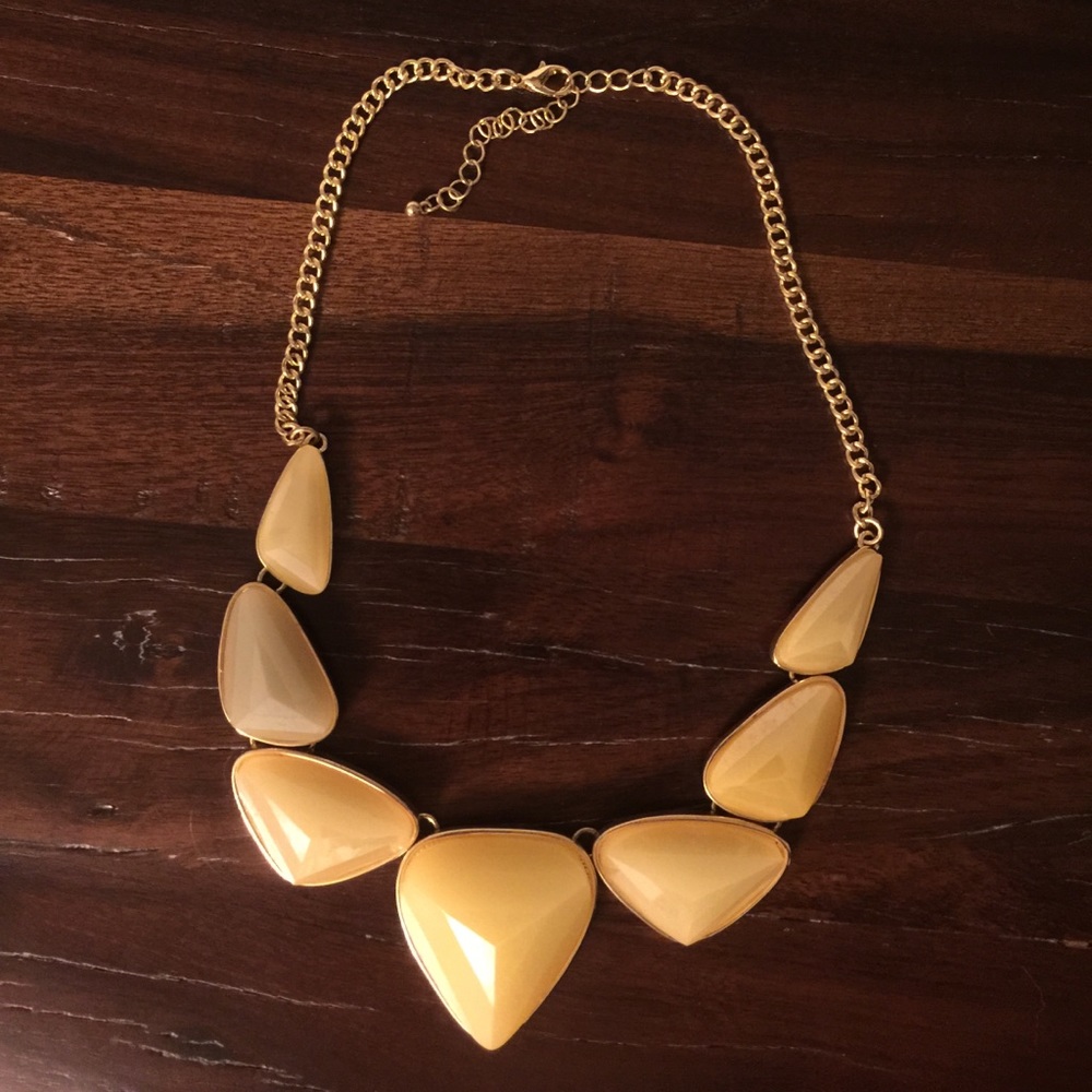 Statement necklace