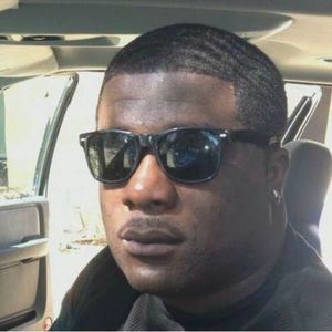 Meet your Posher, Bruce