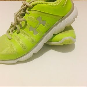 under armour neon shoes