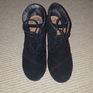 TOMS booties