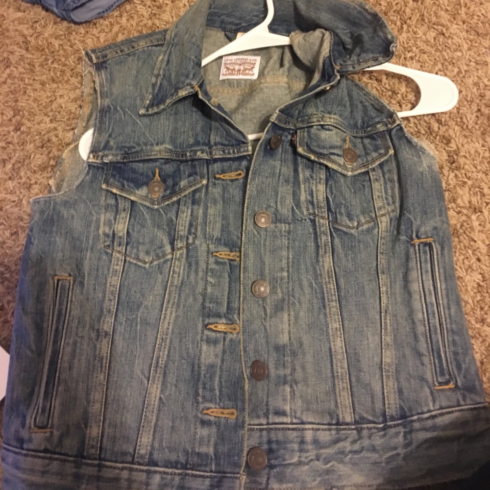 jean vest