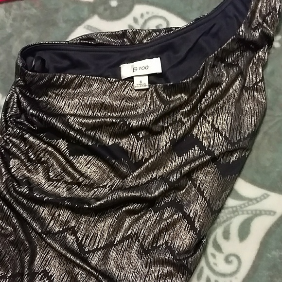 Dress - Picture 3 of 3